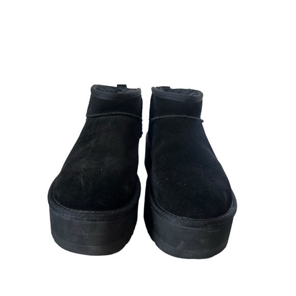 Ugg Classic Ultra Mini Platform Suede Booties - Picture 2 of 7